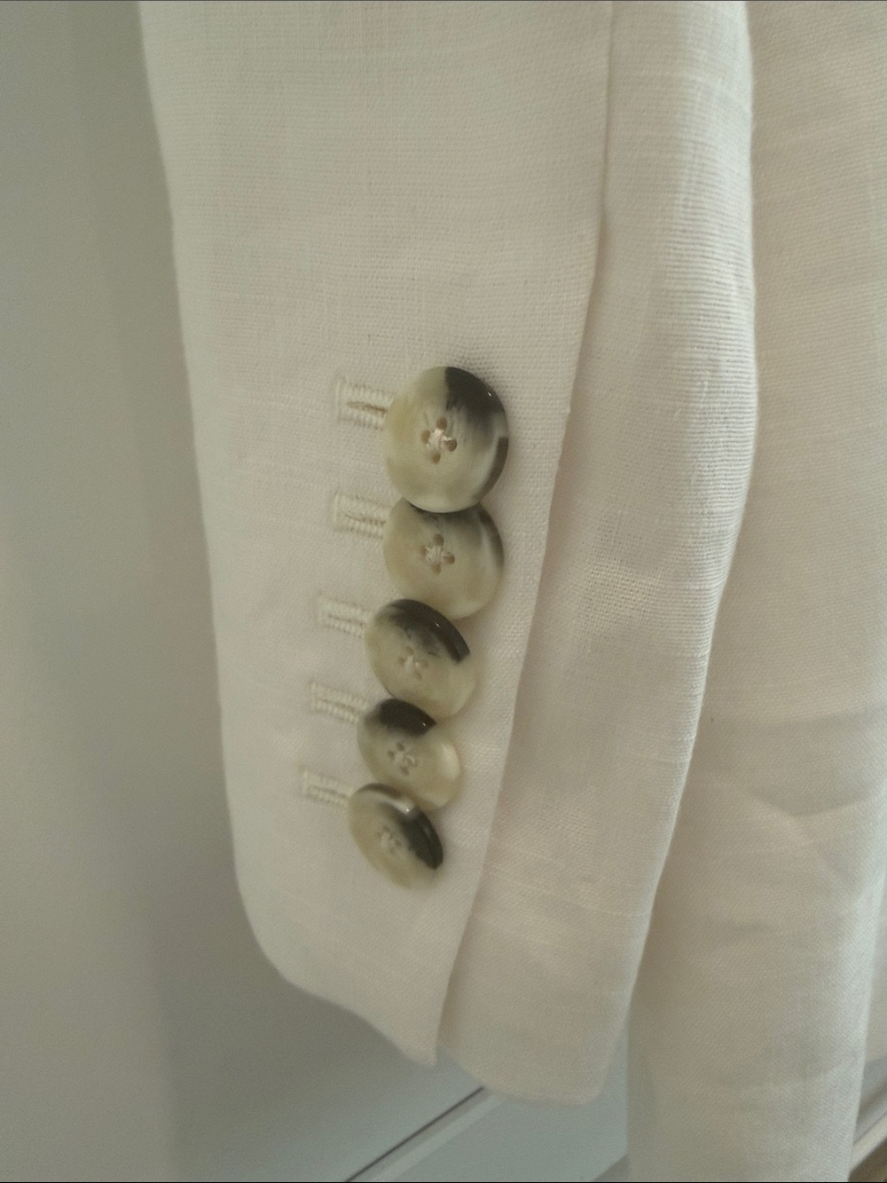 Veronica Beard Off-White Double-Breasted Stretch-Linen Blazer - Picture 6 of 7